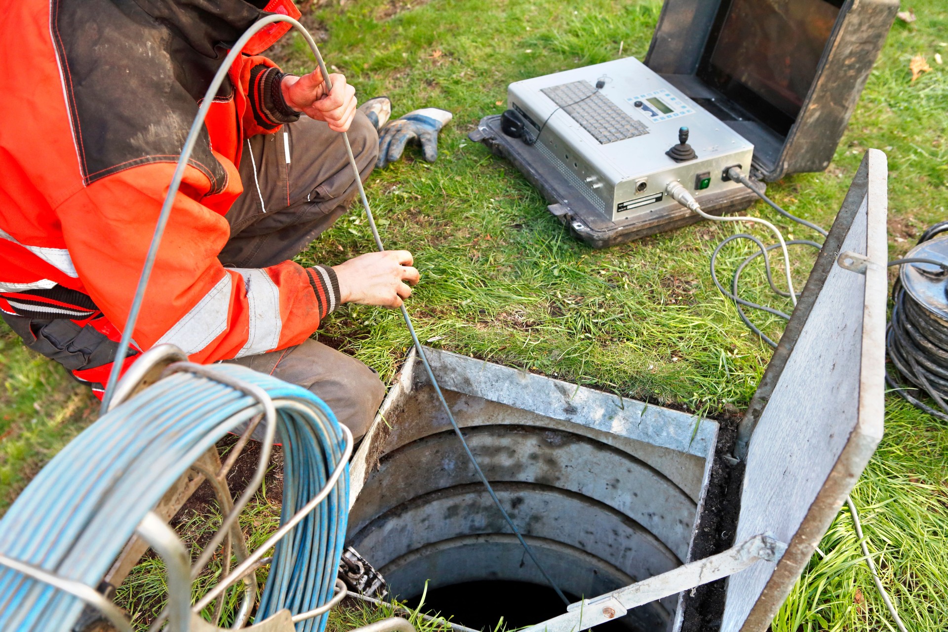 Sewage cleaning